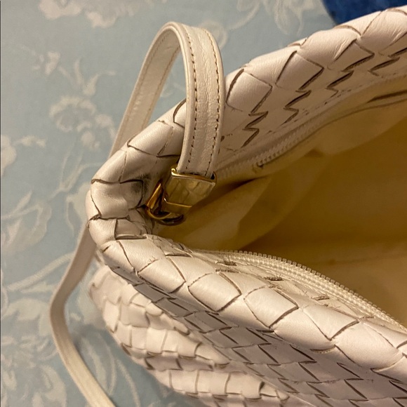 Vintage Meyers USA Woven Cream Crossbody Bag - Picture 4 of 13